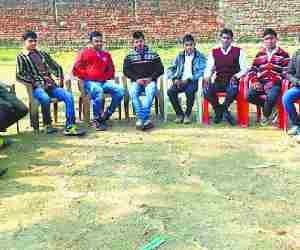 Will vote who understands problem of town