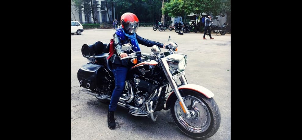 jamia girl roshni misbah super biker breaks all traditions with her bike 