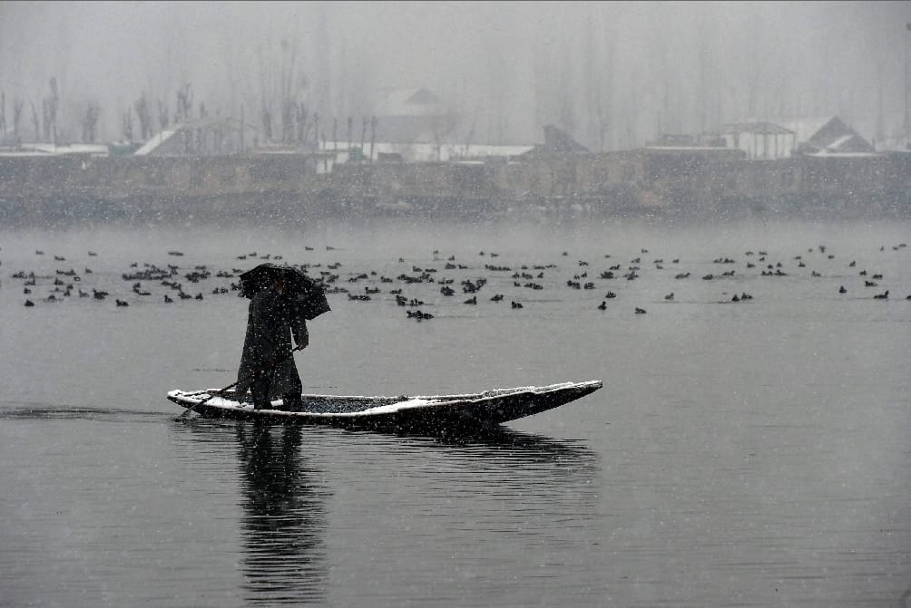 weather change in kashmir