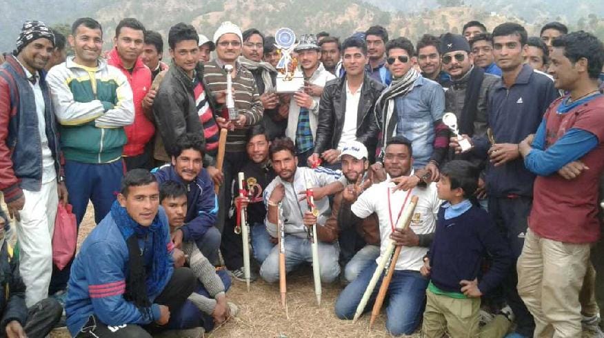 The team won the trophy by beating Kmsyar Mlsuna