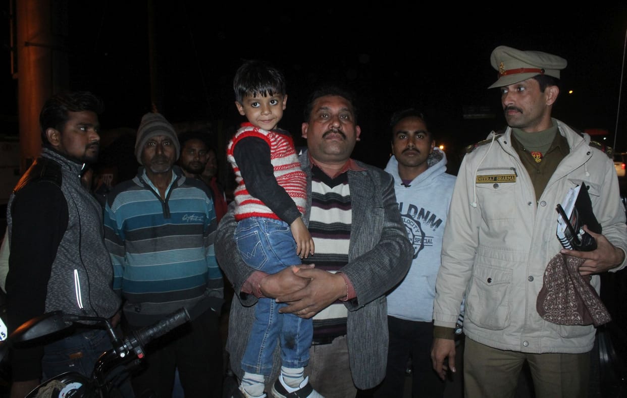 police caught miss child in few minutes to help with b.com student 