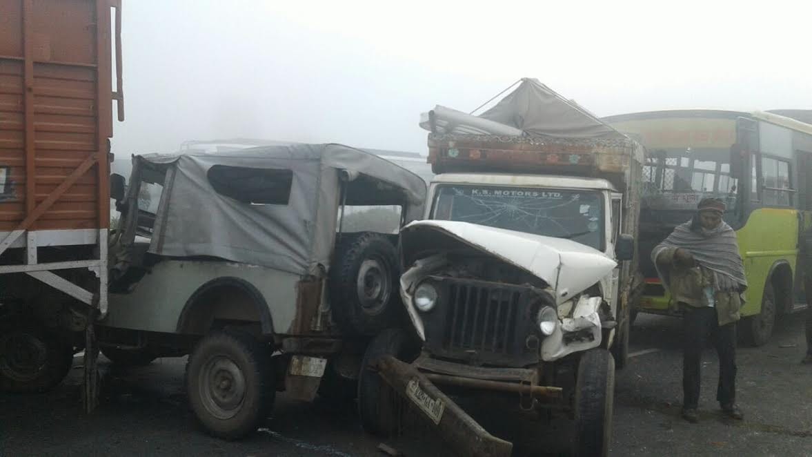 70 Vehicles collided on Agra Jaipur Highway, 13 died 
