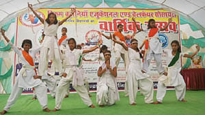 Mahi and ranked number one in the dance ritual