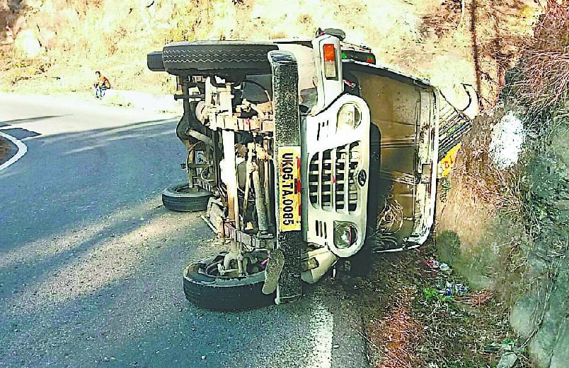 ITI Jeep crashed passenger safely