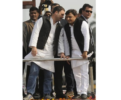  rahul gandhi can not speak on his party's slogan 27 saal UP behal.