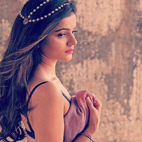 rubina shares her bikini photo in instagram
