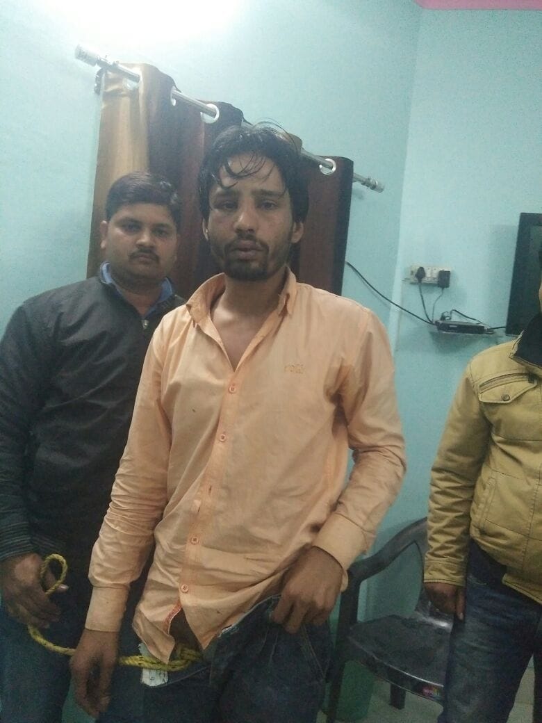 CM Akhilesh's friend's house ransacked