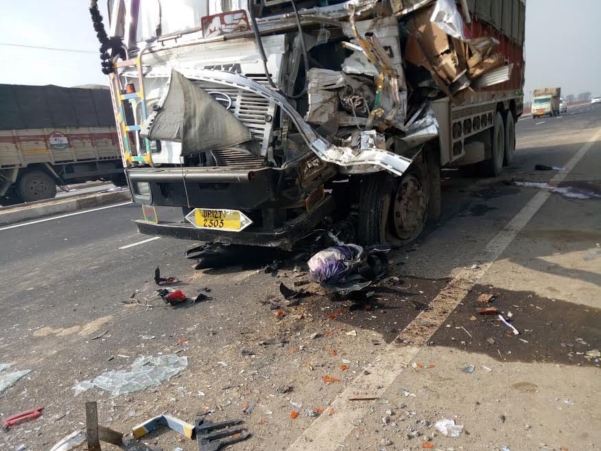 truck hit car at fatehabad of haryana, two boys killed