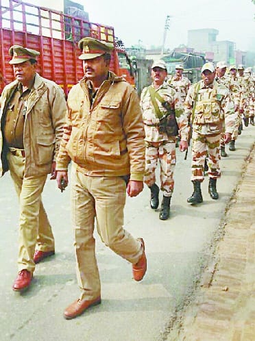 Flag march in binauli
