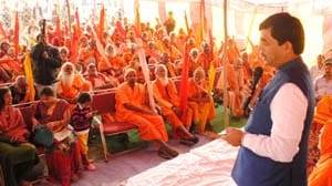 Karpatri true nationalist Maharaj: Shahnawaz