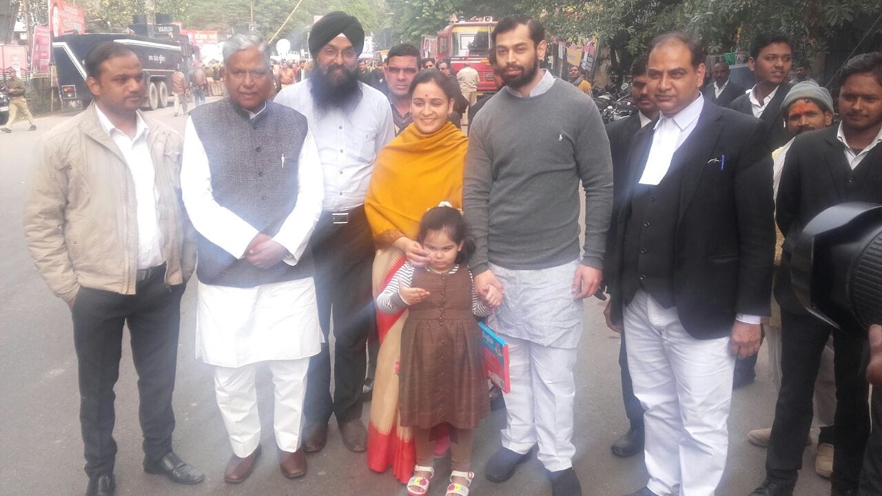aparna yadav nomination for UP assembly election