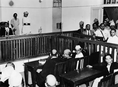 'When the Godse fired the third shot at the Gandhi'