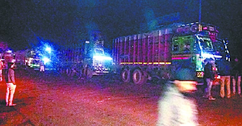 Mining material carrying 15 vehicles seized