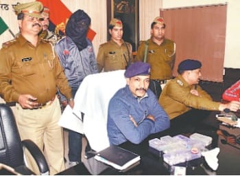robery case open by police
