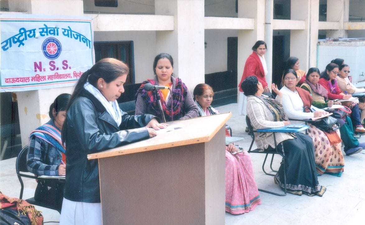 The message delivered by polling students in debate
