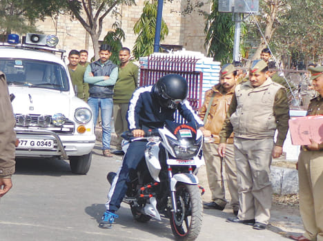 sp reached to the office by bike