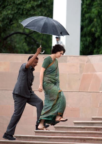  priyanka gandhi is in the role behind assembly election 2017