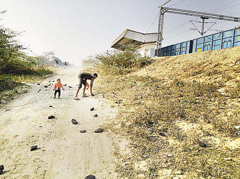 Fatehpur coal trains theft