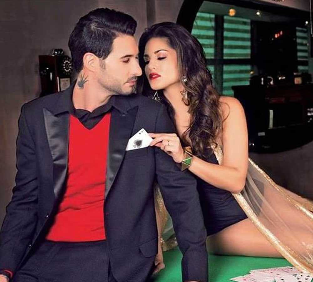 sunny leone share a bathtub photo with husband