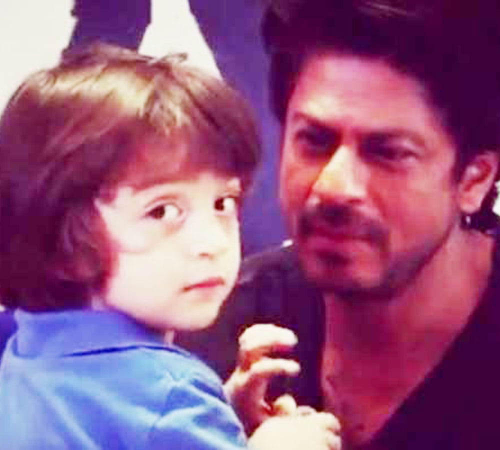 abram and shahrukh khan talk video viral