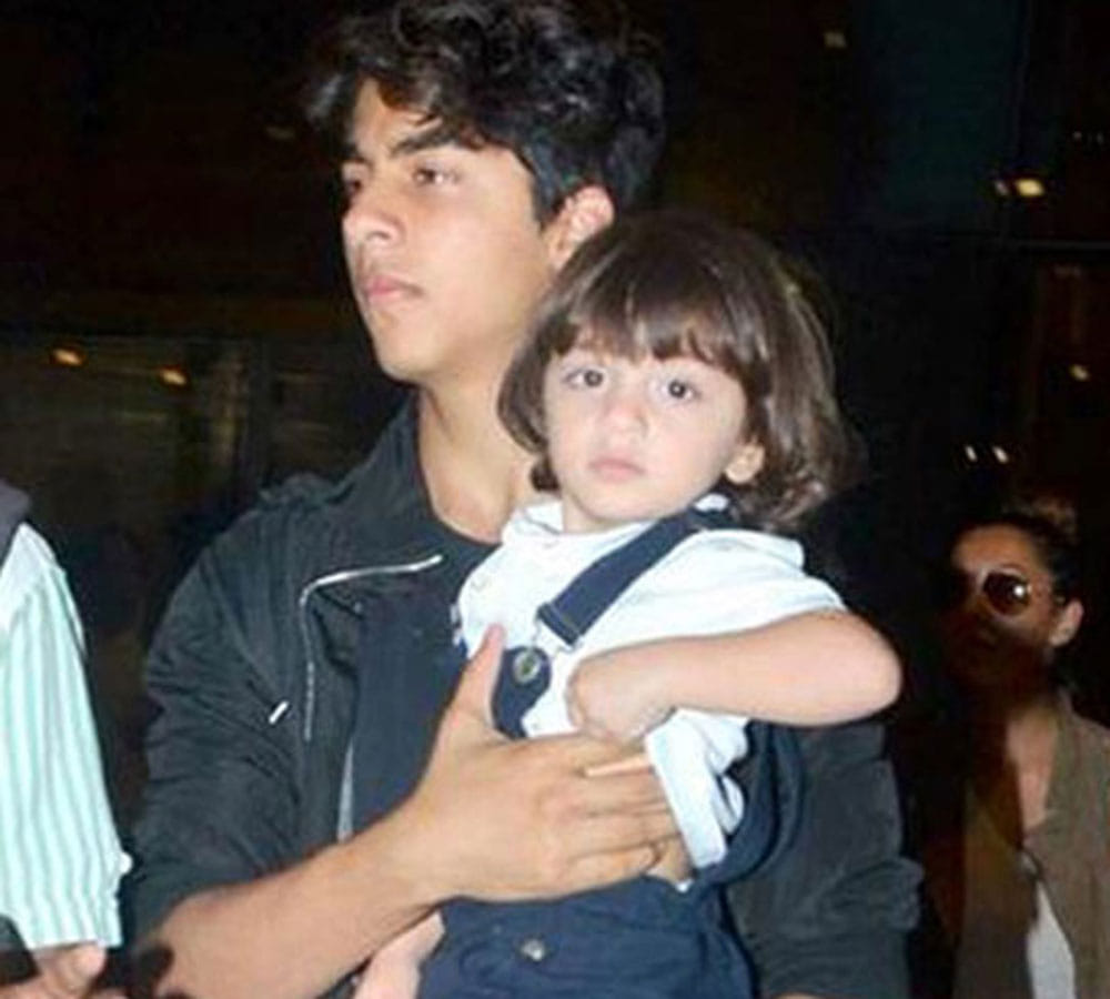 abram and shahrukh khan talk video viral