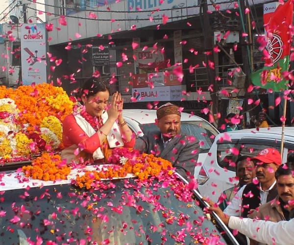 74 nominations filed in Lucknow for Uttar Pradesh election.