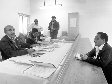 on rthe first day 16 nomination forms sell
