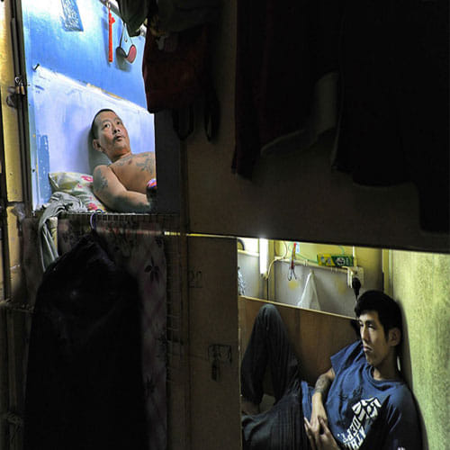 People In Hong Kong Are Forced To Live In Coffin Homes