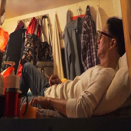 People In Hong Kong Are Forced To Live In Coffin Homes