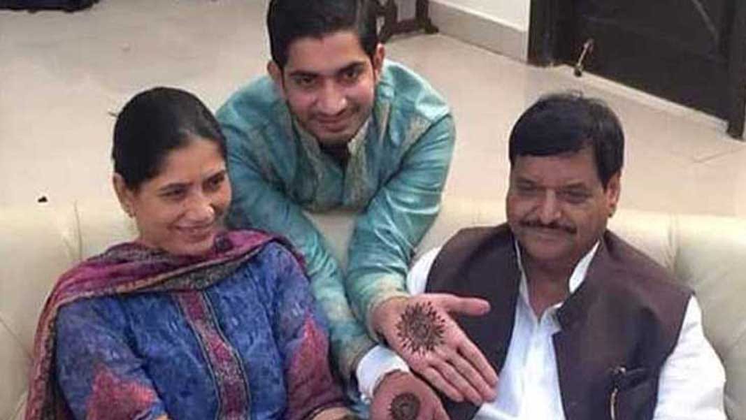 shivpal wife sarla more rich