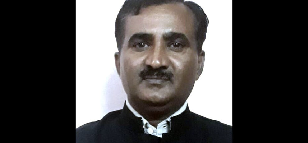 SP leader's body was found hanging from a tree near the 26-page letter written to officers