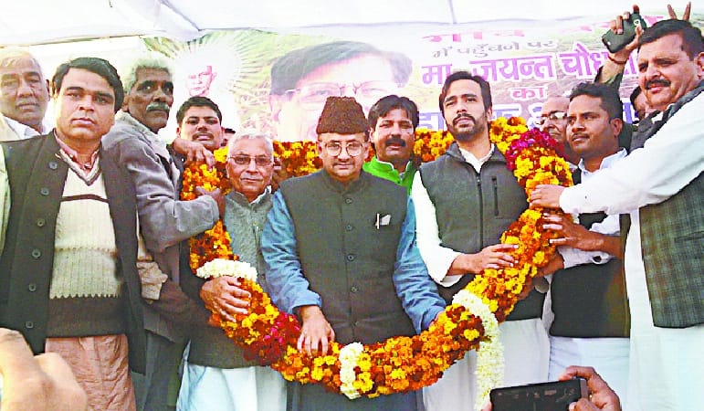 Speaking of Kashmir, the sleeves snake: Jayant Chaudhary
