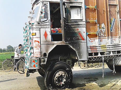 Current hit by truck, killed workers
