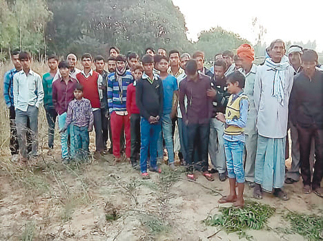 High tension line from the fall killed three kiln workers
