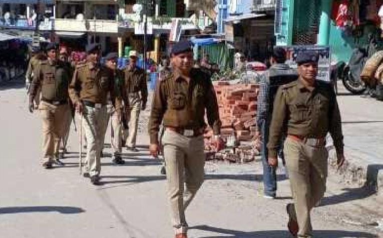 Nepal border alert, police staged a flag march