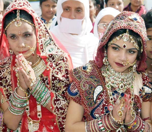 panipat mother and daughter left earthly life and accepts jain muni life, quietness life