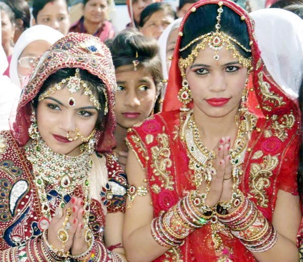 panipat mother and daughter left earthly life and accepts jain muni life, quietness life