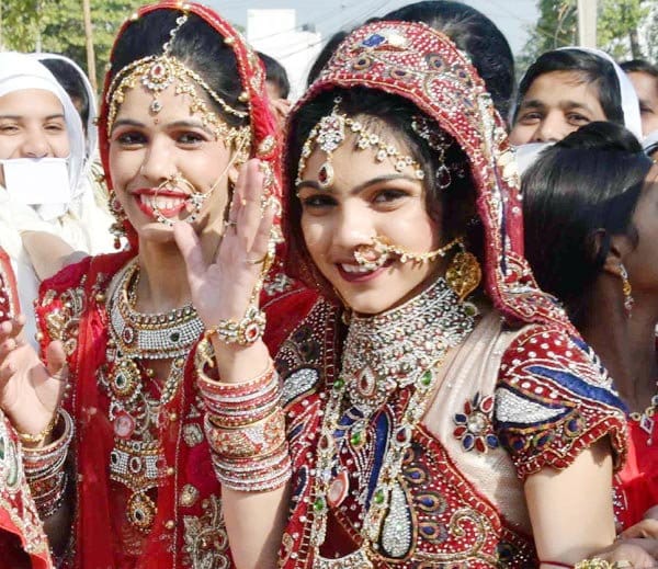 panipat mother and daughter left earthly life and accepts jain muni life, quietness life