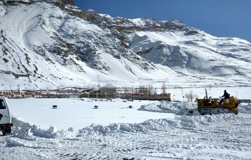 Fresh Snowfall in Himachal, Live Photos Of Lahaul Valley.