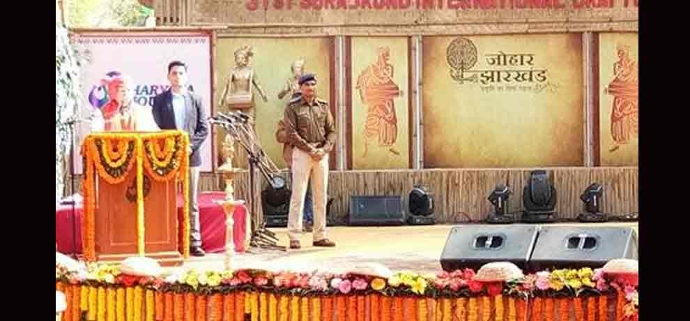 cm manohar lal khattar reached to inauguration of international surajkund mela	
