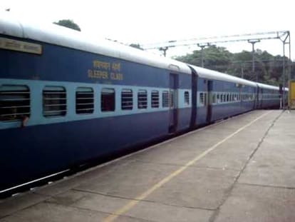 suvidha special train will run for mumbai
