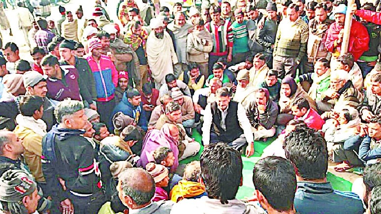 The mercury climbed into the store looting traders