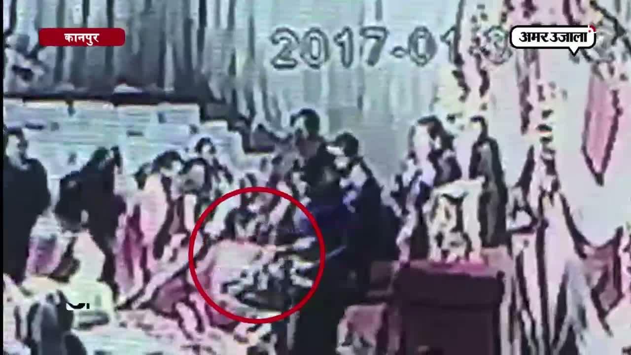 सीसीटीवी में चोरी 
