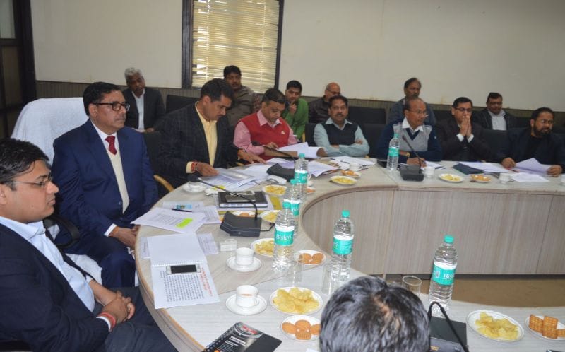 commisioner take meeting with officers