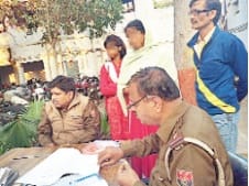try to kidnap of a student