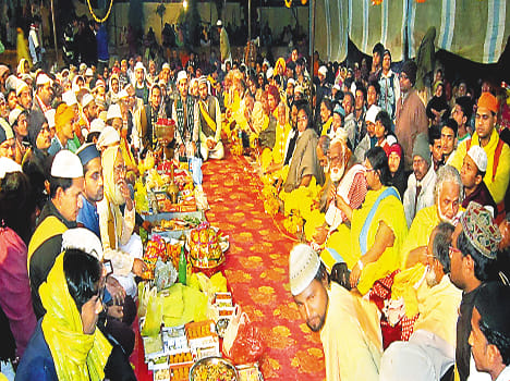 Praying for peace in the country with over Urs