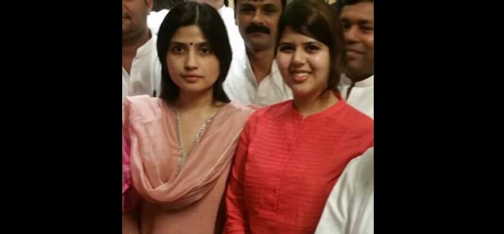 pankhuri pathak again active for samajwadi party