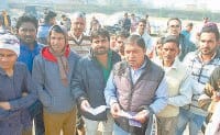 gas cylender, rate increase, people protest, kaithal