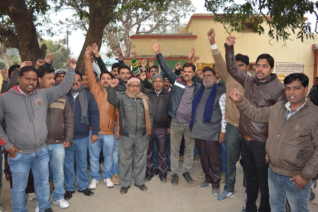 Electrician did protest