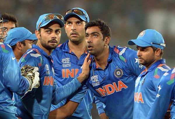 Virender Sehwag Call Yuvraj Freedom Fighter and Nehra Grandsire